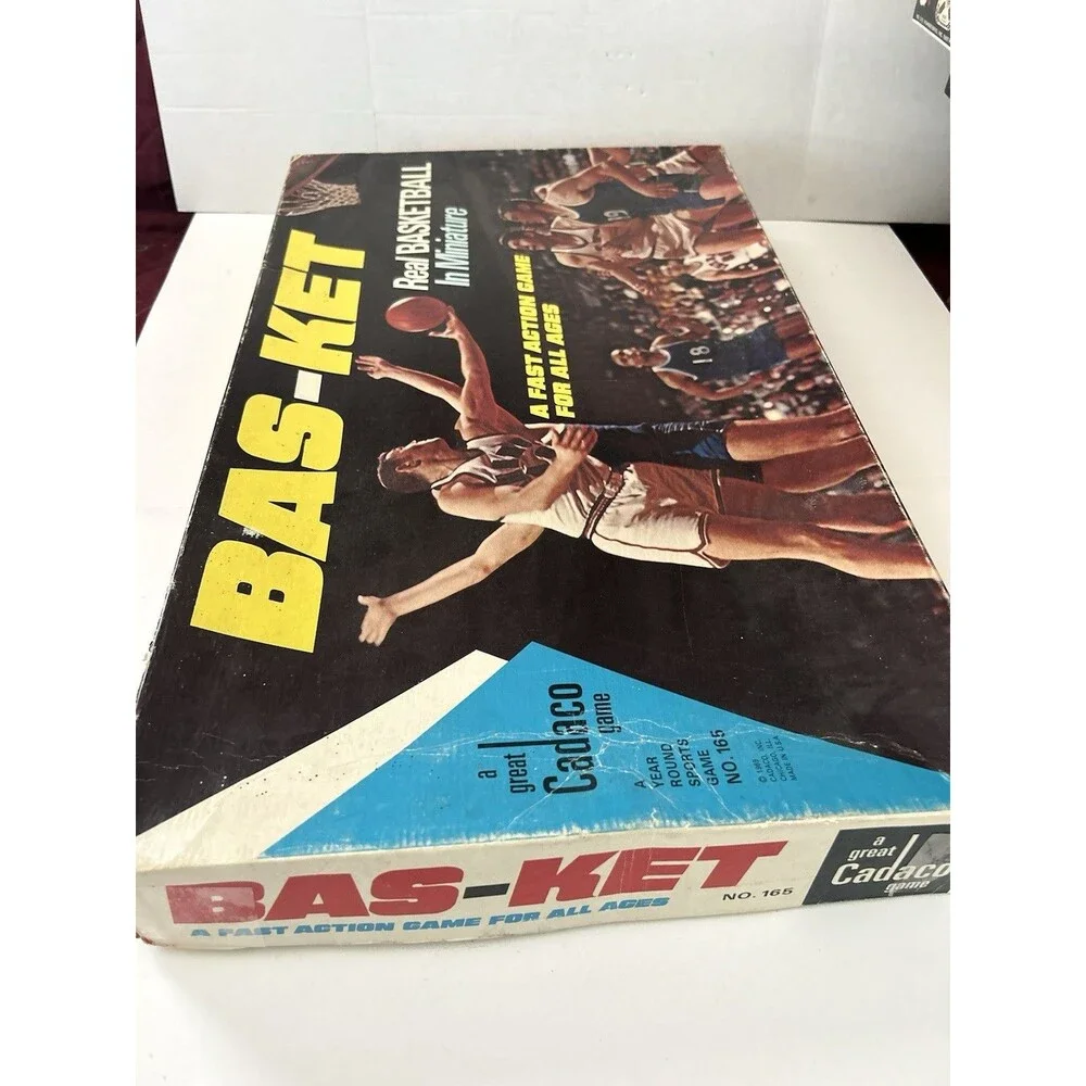 1969 Cadaco BAS-KET Real Basketball in Miniature Game